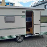 Moving Inn - Retro Uebernachten Im Wohnwagen, Guenstig & Zentral