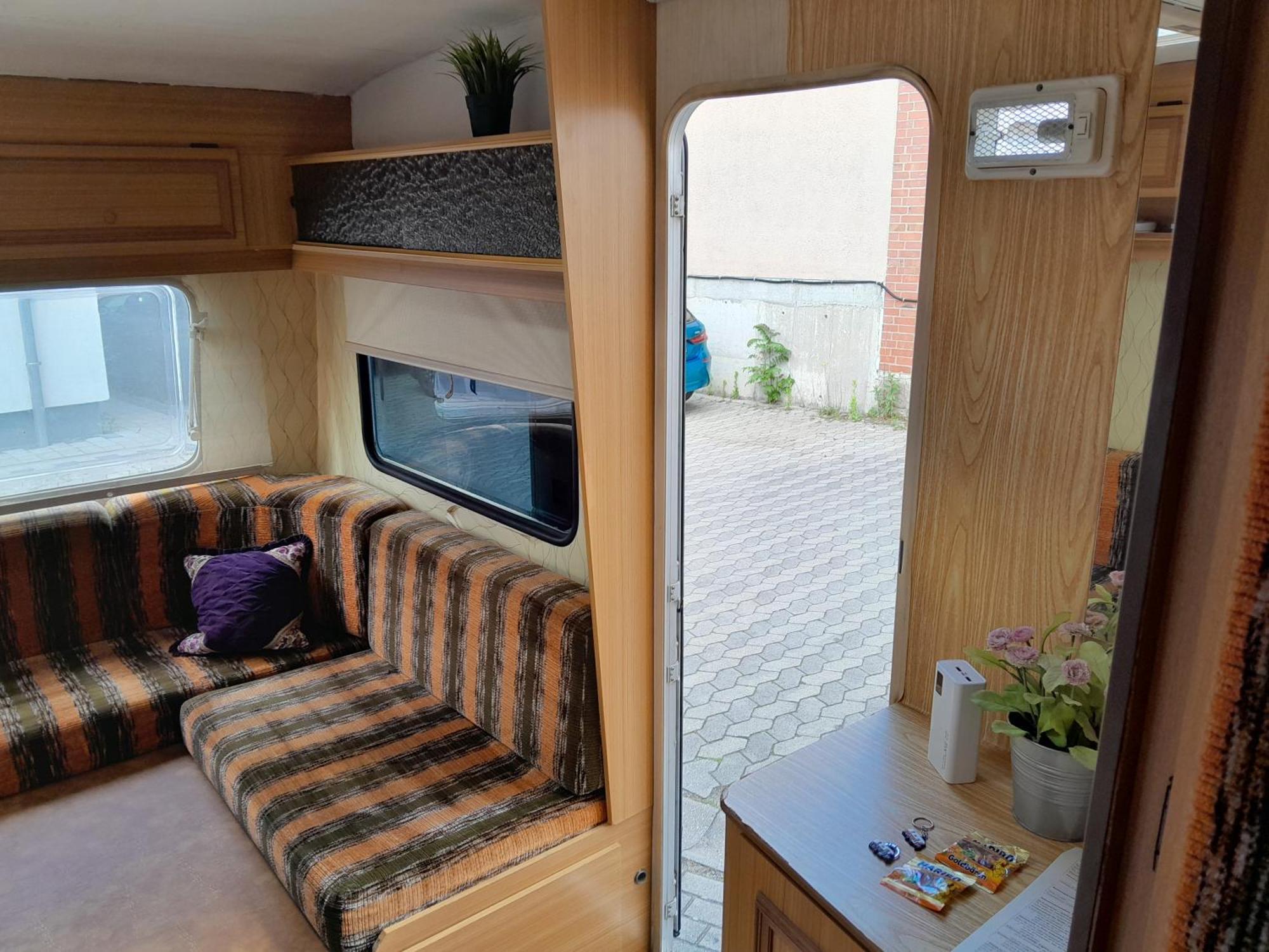 Campsite Moving - Retro Uebernachten Im Wohnwagen, Guenstig & Zentral Nuremberg